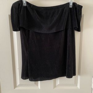 Off the shoulder ANA top